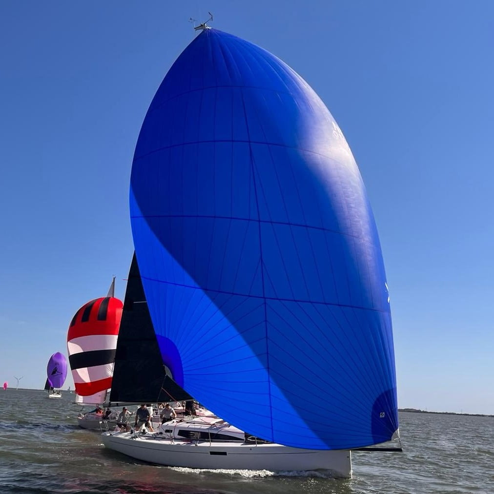 racing a2 gennaker superkote Racing A2 spinnaker op een J112